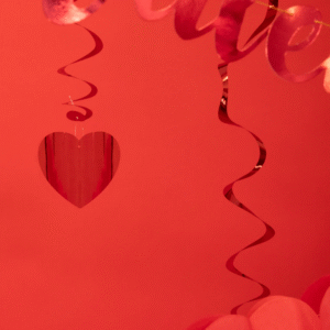 Dekoracyjne spirale czerwone serduszka