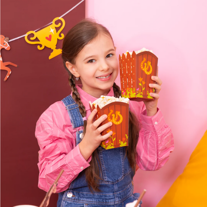 Pudełka na popcorn Koniki